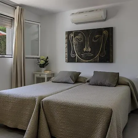 Andrago By Aguilarent Villa *