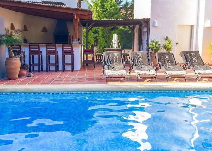 Villa Andrago By Aguilarent