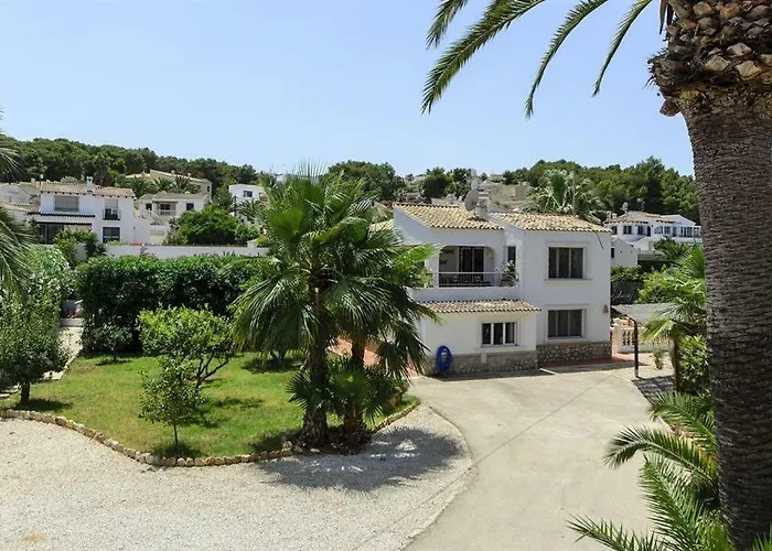 Andrago By Aguilarent *